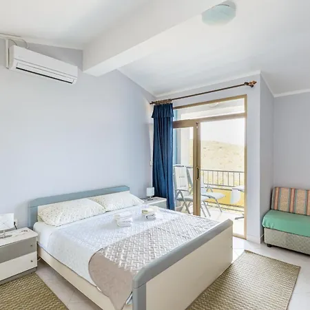 Brsec 7796a * Martina